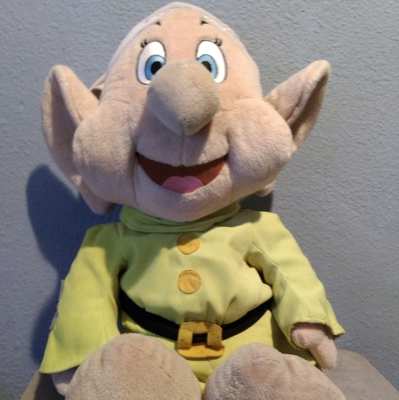 Big Dopey plush. - Picture 2 of 4